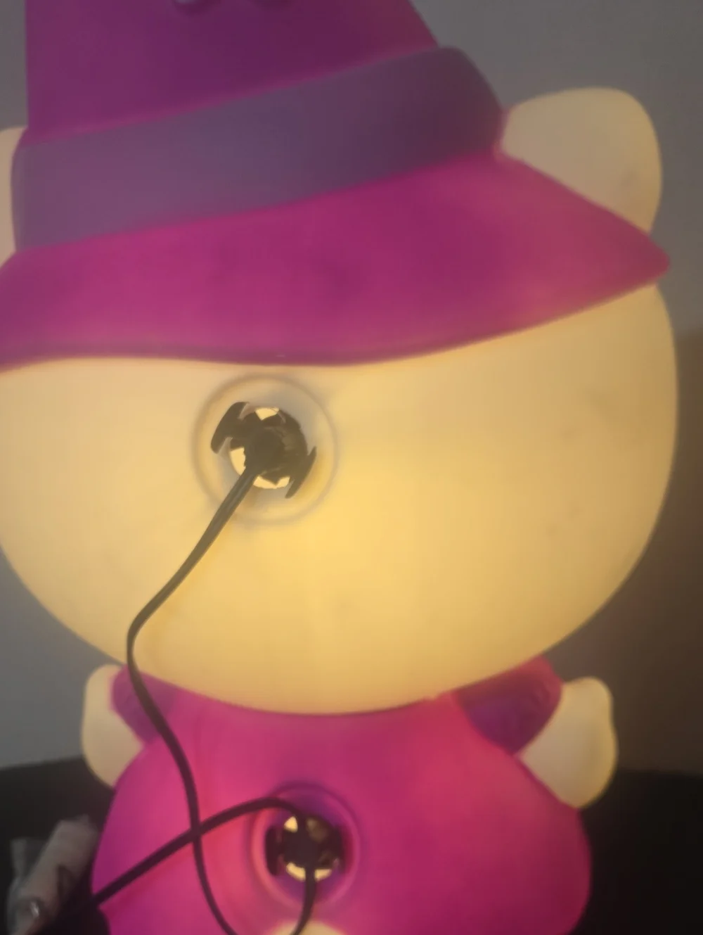 Hello Kitty Blow Mold Witch Halloween Lighted Yard Decor Sculpture 22” Plug-in